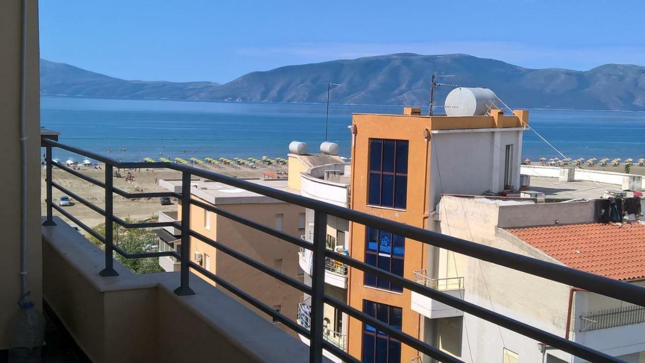 Ilarias Flat Appartement Vlorë Buitenkant foto